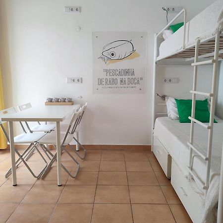 Racing Mackerel Hostel لاغوس المظهر الخارجي الصورة