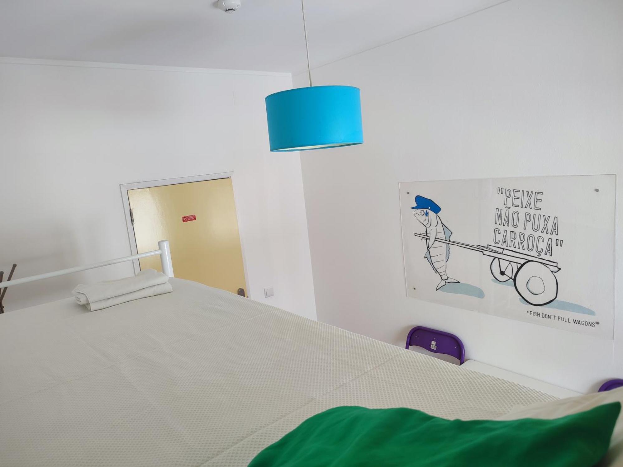 Racing Mackerel Hostel لاغوس المظهر الخارجي الصورة