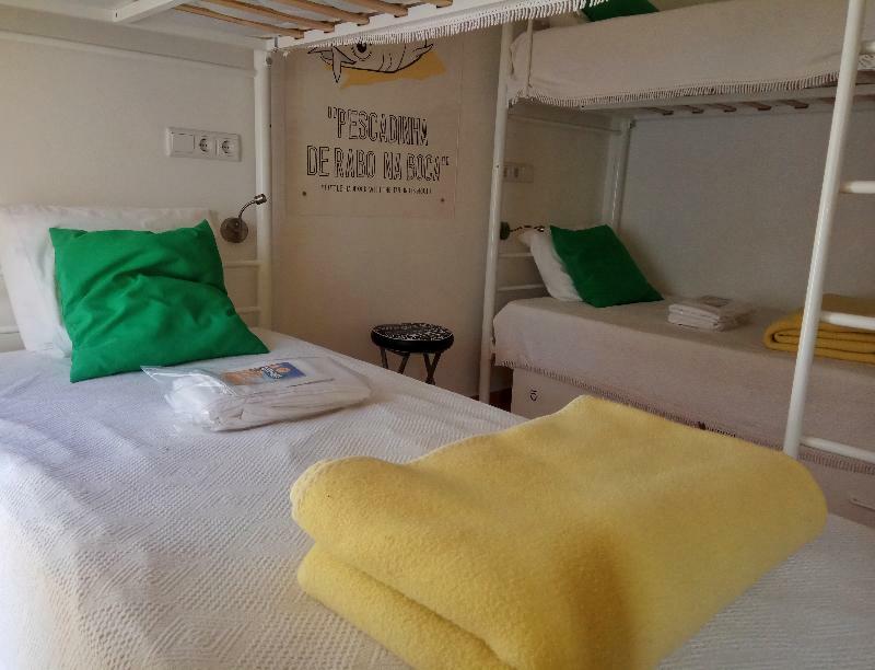 Racing Mackerel Hostel لاغوس المظهر الخارجي الصورة